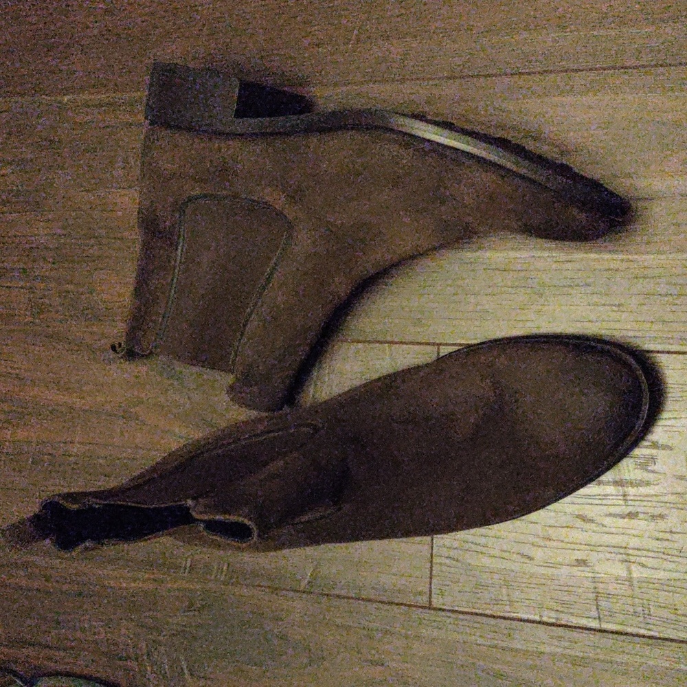 THURSDAY BOOT CO "Duchess" Ankle Boots - Picture 3 of 14